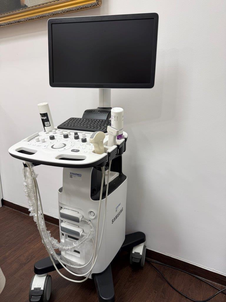 Használt HS30 ultrahang készülékkét vizsgálófejjel radiológiai célra