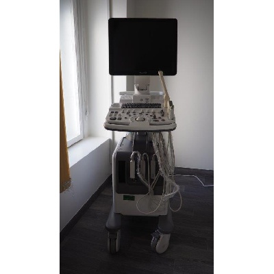 Használt SonoAce R7 ultrahang készülék 3db vizsgálófejjel